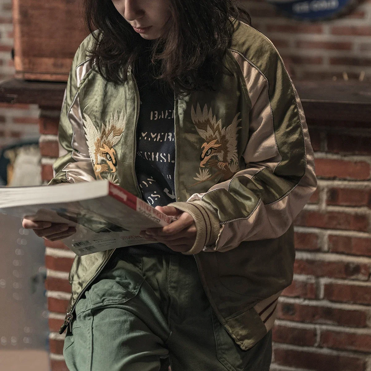 비 재고 Suka 양면 기념품 재킷 자수 Sukajan - Varsity Jacket Wool 리뷰 및 가격